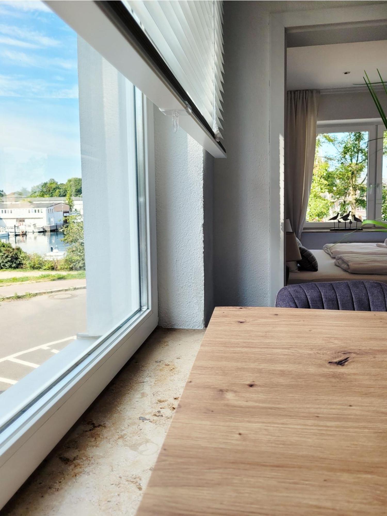 Neues Schmuckstueck Am Hafen Erstklassige Einrichtung Und Fantastischer Ausblick Von 